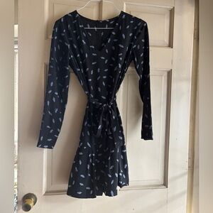 Elegant Black and Blue Patterned Dress